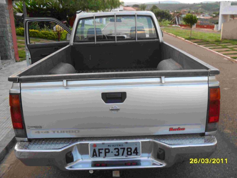 Vendo nissan d21 4x4 diesel