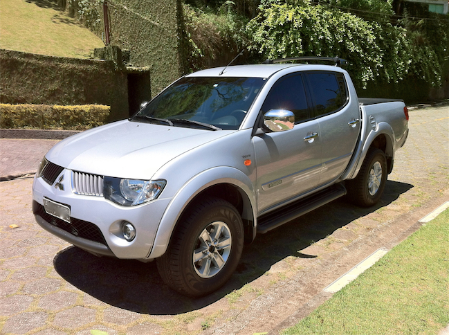 L200 triton 2009 v6 L200 triton 2009 v6