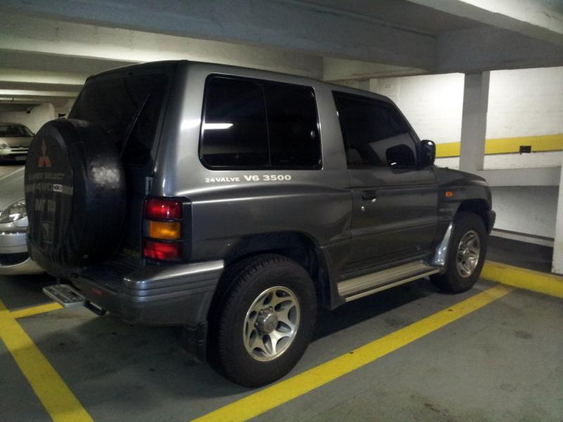 Vendo Pajero GLS 3500 V6 1999 2p mecânica!