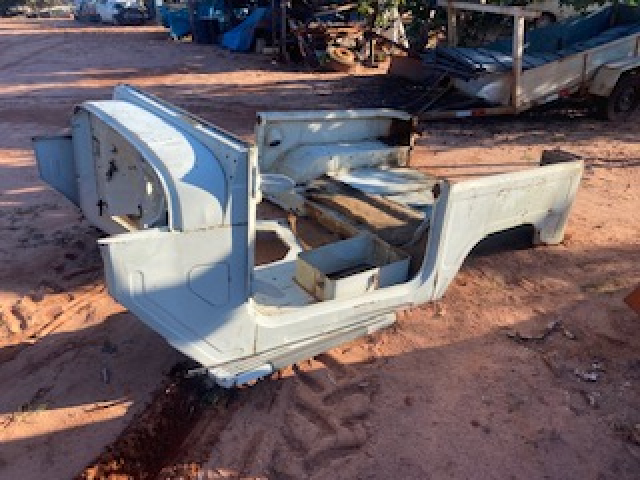carroceria toyota bandeirantes