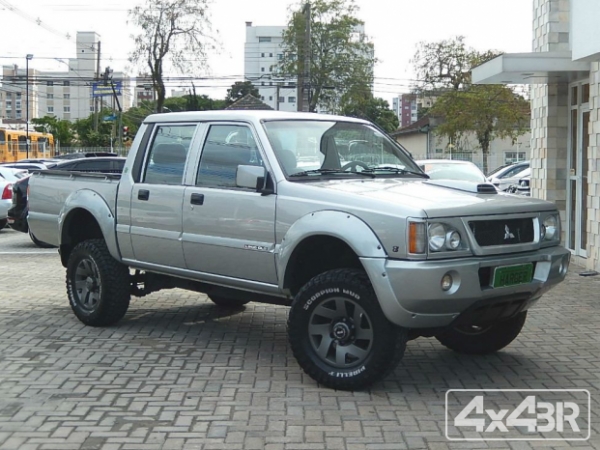 L200 GLS