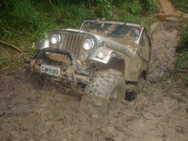 jeep do polho na trilha da pontinha