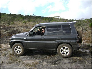 jipe na pedra