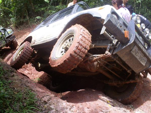 Finado samuka gambazo do Fernado....agora ele ta de carroceria black nova...