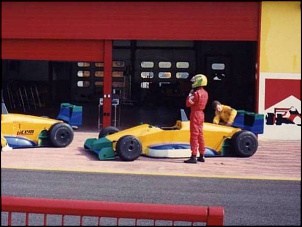 F3 - Italia - 1992 - treino no autodromo da Ferrari