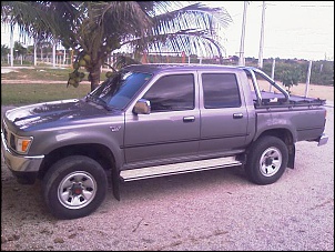 Ol� galera, algu�m sabe onde comprar ou fazer os cal�os para Hilux SR5, como instalar, algu�m j� colocou,