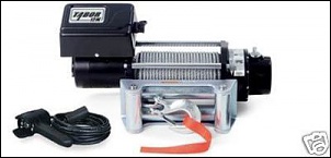 Preco: RS$2.250,00  com free Frete.
Para heavier trucks que precisao ocasional ajuda, ele e excelente para  resgastes. The Tabor 12K funciona a 12V Series Wound motor, a low-profile freespooling actuator, 3-stage planetary geartrain and 80ft of wire cabo. Power for when you need it most. Fits mid-frame mounting systems.

The Tabor 12K winch includes a hand-held remote control with 12' lead, wire rope with hook, hook strap and roller fairlead