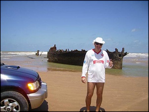 barco encalhado no Feliz Deserto