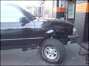 Super Cab preta 4x2 linda , sem nada pra fazer ...