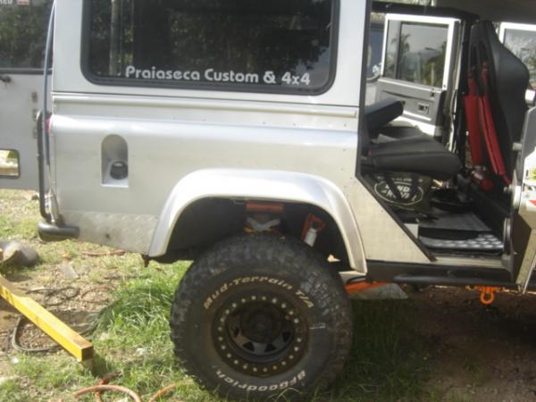 land equipe 143