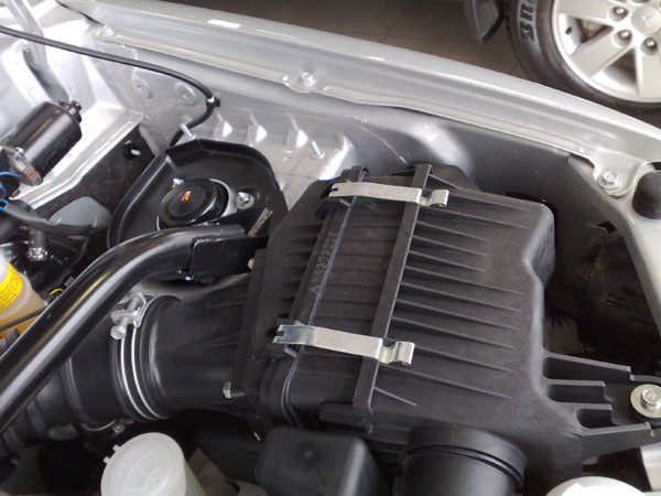 Interior cap