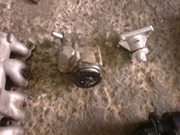 COLETOR ADMIO MWM 6CIL, COMPRESSOR DO AR CONDICIONADO DE RANGER MOTOR 2.5TD E 2.8TD E ROLAMENTO COM SUPORTE DA HELICE DOS SPRINT MWM