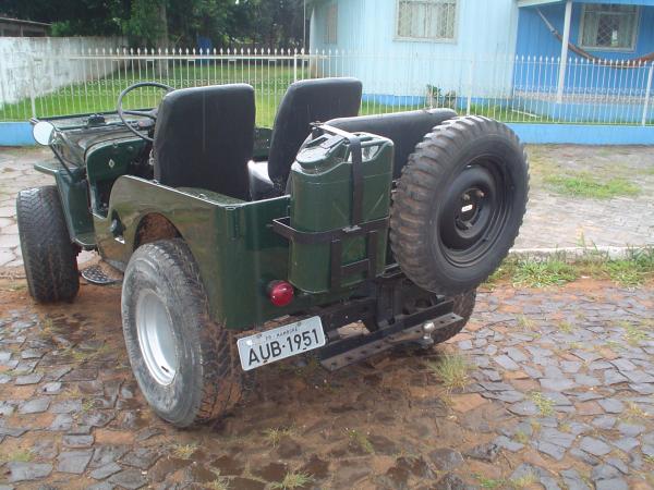 S pra zuar, com os pneus e rodas do Burro Azul