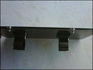 Suporte para placa dianteira.