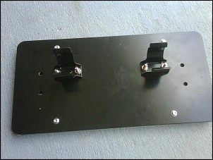 Suporte para placa dianteira.
