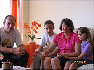 FAMILIA