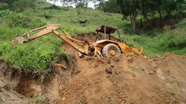 TRABALHO, rebaixando a montanha...