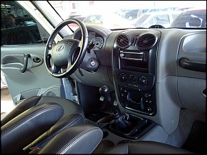 INTERIOR DE COURO COLOCADO POIS S VEM NA SUV