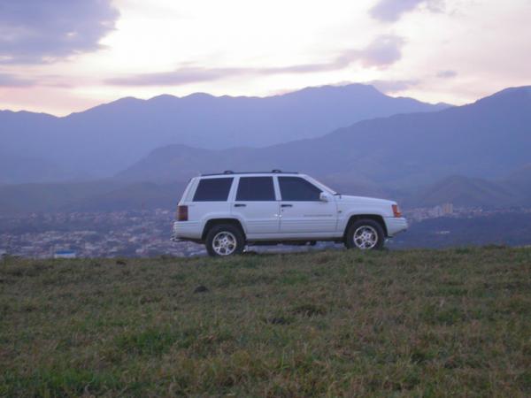 VISTA ESTONTEANTE DA FAZENDA DA CIDADE LINDO !