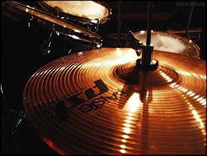 174991 Papel de Parede Bateria 1600x1200