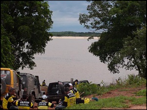 Fila para atravessar o rio araguaia ,sentido Sao Felix do Araguaia-MT