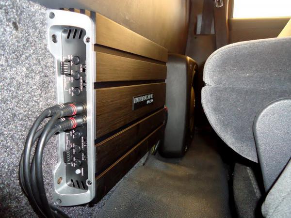 Potencia Hurricane 250.4 HA 1000W RMS e o Subsinho Slim Bravox