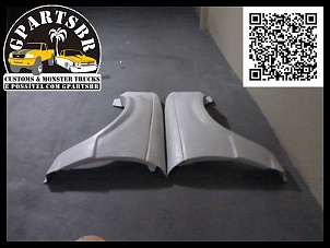 Lanamos no mercado os paralamas Prerunners com 4" de largura a mais que os originais. Eles tm o mesmo acabamento que os originais com a borda do paralamas igual aos traseiros e dianteiros, e uma borda interna que possibilita fixar a capa plstica original por dentro.