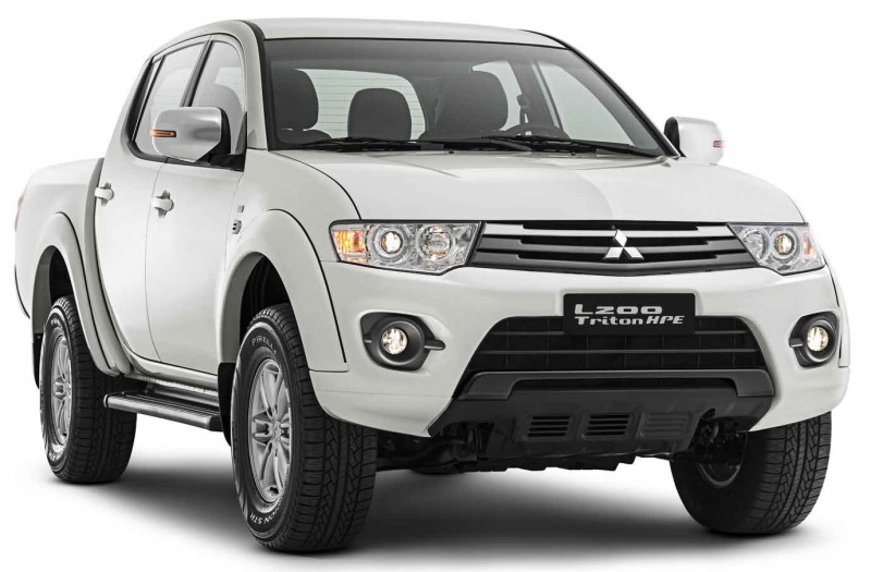 MitsubishiL200Triton2014