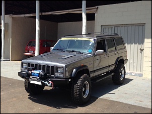 Cherokee Rabujenta 1998 
Motor MWM 2.8 Turbo Diesel, 
Cambio Aut. original 
Kit MXV 3" Amortecedores Off Shox 
Pneus MTR Wangler, Kevlar, 31x10,5R15,...
