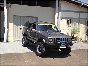 Cherokee Rabujenta 1998 
Motor MWM 2.8 Turbo Diesel, 
Cambio Aut. original 
Kit MXV 3" Amortecedores Off Shox 
Pneus MTR Wangler, Kevlar, 31x10,5R15,...