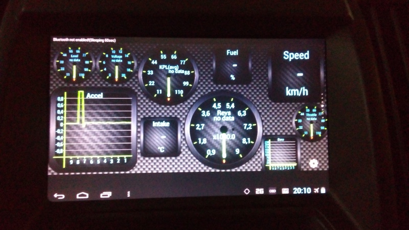 App Torque com diversas informaes do carro em tempo real (requer a instalao de um transmissor OBD2 bluetooth que custa menos de R$ 50 no aliexpress)