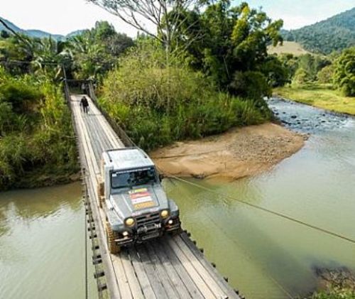 V8 302 no CJ-5!-trans1.jpg