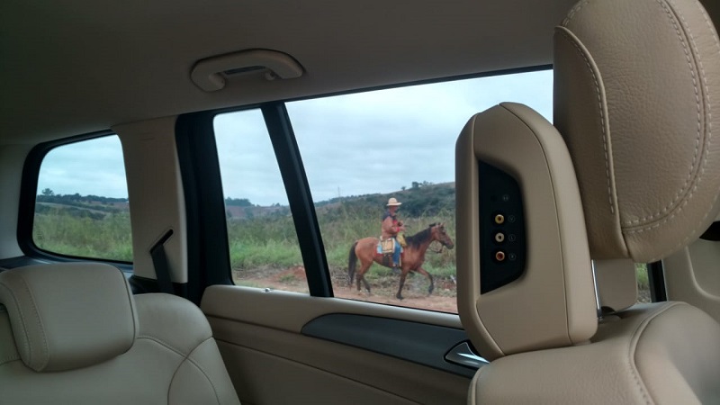 Jumelo maior-mb-gls-x-lrd5_4x4brasil-7-.jpeg