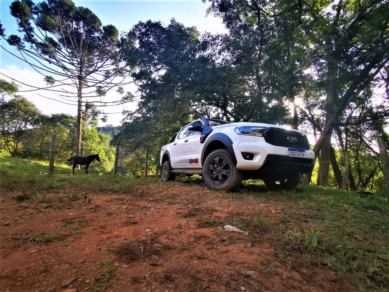 -ford-ranger-fx4-4x4-brasil-13-.jpg