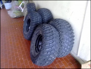 Compro pneus 33&quot; novos ou semi-novos-27112009198.jpg