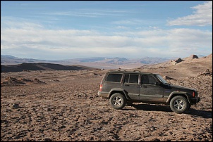Cherokee Sport-atacama-valle-de-la-luna.jpg