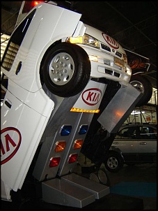 1a ExpoShowCar de Americana - 09 e 10/04/05-robo_kia_2_390.jpg