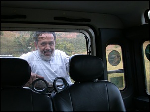 2 Encontro do Clube Land Rover Brasil 4x4 - Ibitipoca-pegando_carona.jpg