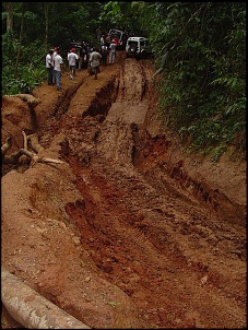 4a Etapa da Gincana de Trilhas - 4x4Brasil.-buraco2_150.jpg