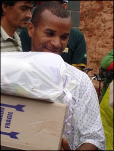 CAMPANHA DO NATAL SOLIDARIO 4X4BRASIL-dsc00181-1_474.jpg