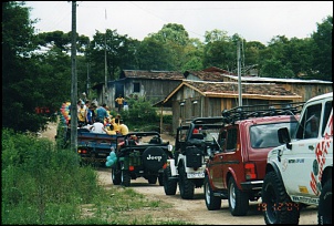 JipeNoel do Curitiba4x4-jeepnoel2004008.jpg