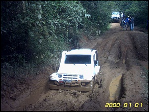 -limpa-trilha-pinheirinho-07.06.07-029.jpg