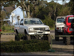 Ford EcoSport 4WD enfrenta a trilha-chevi.jpg