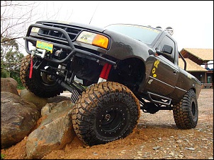Ranger 4x4 - Eixo Rigido na Frente - V6!-03.jpg
