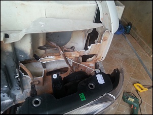 Farol da Ranger 05 na 02 (frente da ranger nova 05 na antiga 02)-20150127_173406.jpg