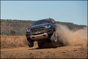 Ford F150.-ford_ranger_raptor_azul-frente-saltando-732x488.jpeg