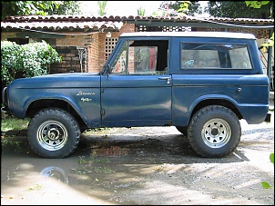 Ford Bronco-102-0274_img.jpg