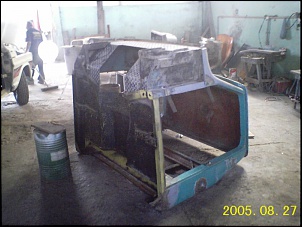 Camionete F-75  1964-cabine.jpg