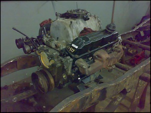 &quot;O Incrivel...&quot; CJ3B 1954-v8-acoplado-no-chassi-frente.jpg