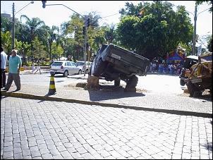 C15 engesa  Prima mais nova da F85 &quot;cachorro-loco&quot;-sacode___pra_a_001_184.jpg